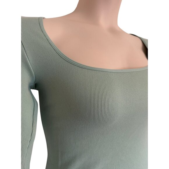 Elodie Ribbed Stretched Square Neck Size L/XL Mint Green Crop Top NWT - Picture 3 of 5